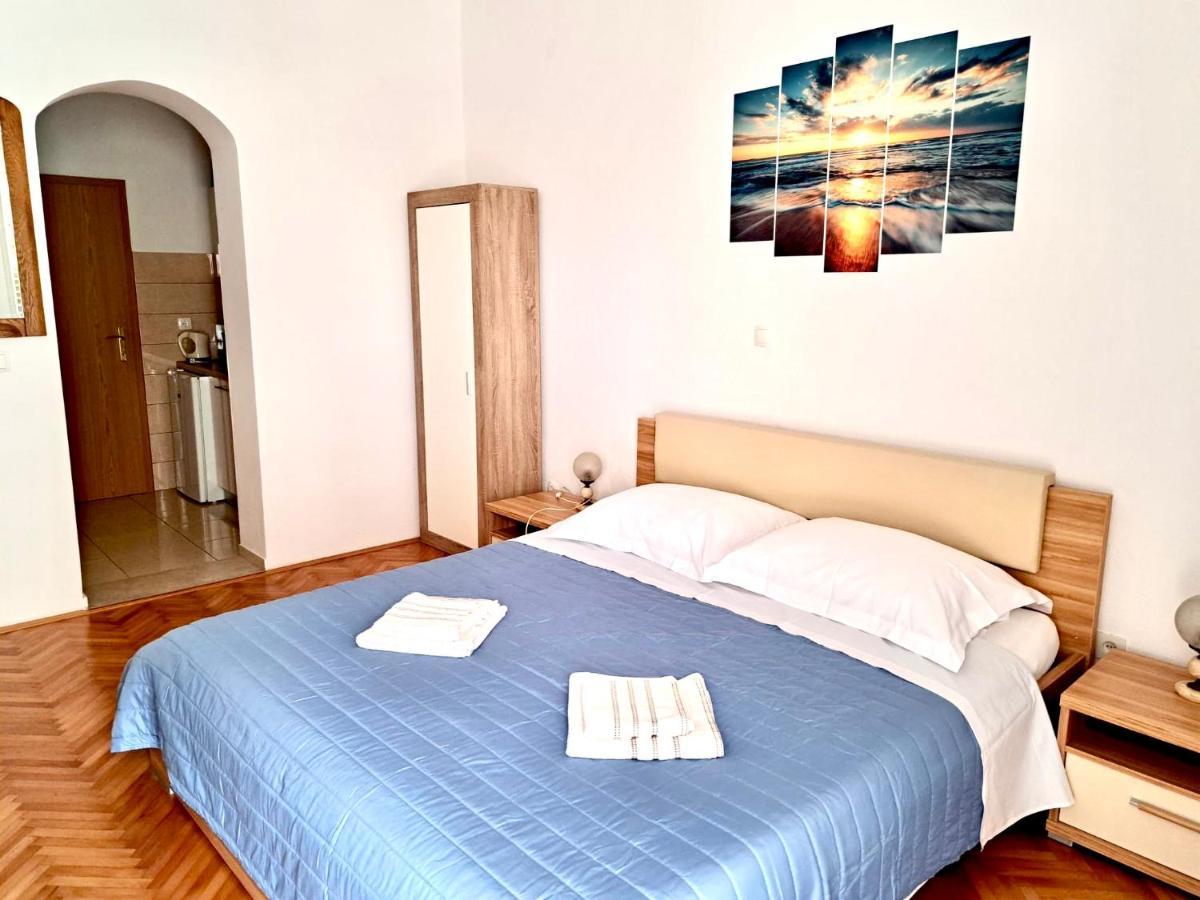 Nemira Beach Getaway Оміш Екстер'єр фото